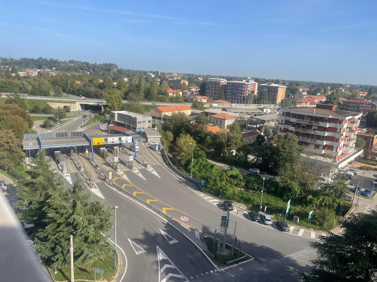 White Palace Malpensa Gallarate Kültér fotó